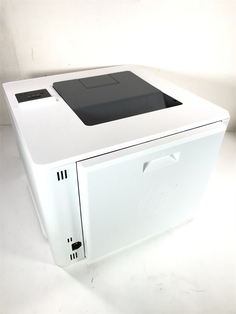 UW SWAP Online Auction - Color LaserJet Printer (C11)