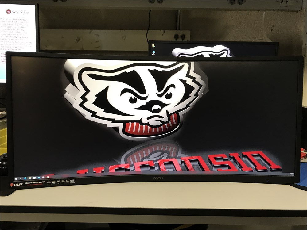 UW SWAP Online Auction - 34-in Curved LCD Monitor (BK)