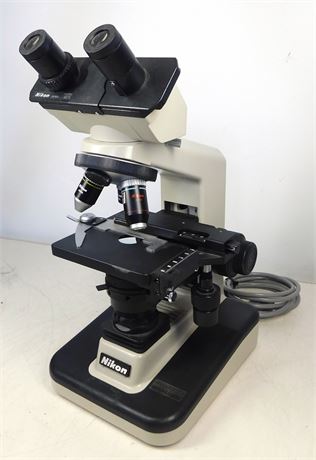 UW SWAP Online Auction - Compound Microscope